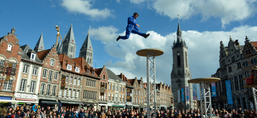 L&#039;Avis bidon - Face A - Cirque La Compagnie Cirque